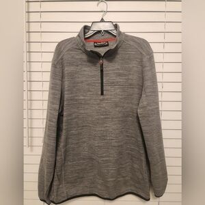 Avalanche Mens Gray Quarter-Zip   Fleece Pullover. Size Large